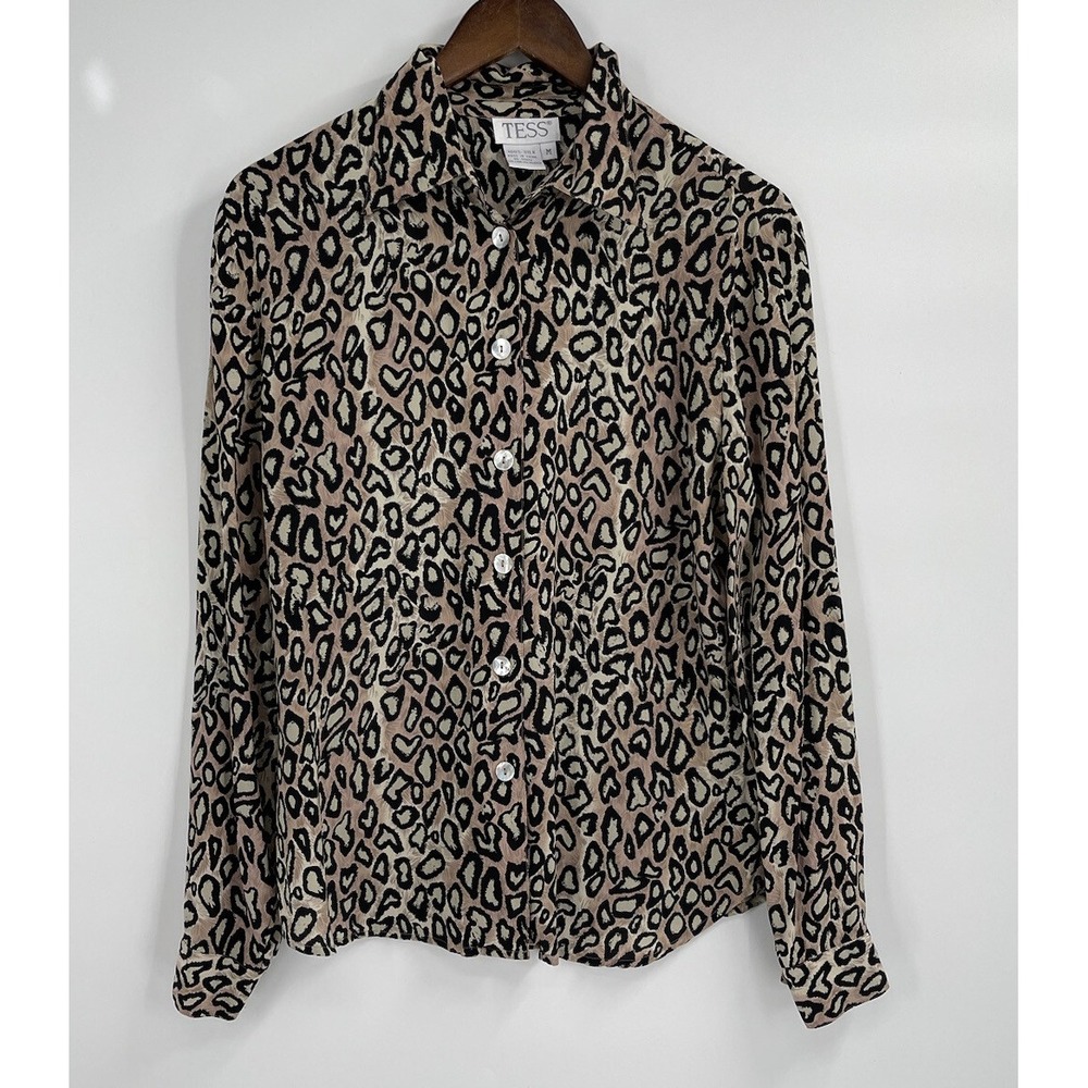 TESS Size M Silk Button Down Blouse Womens Tan Leopard Print Excellent Collared